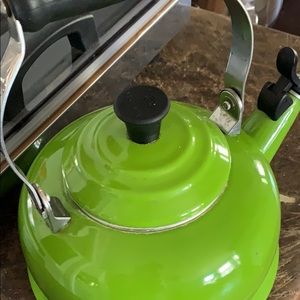 💜SOLD💜Le Creuset Tea kettle